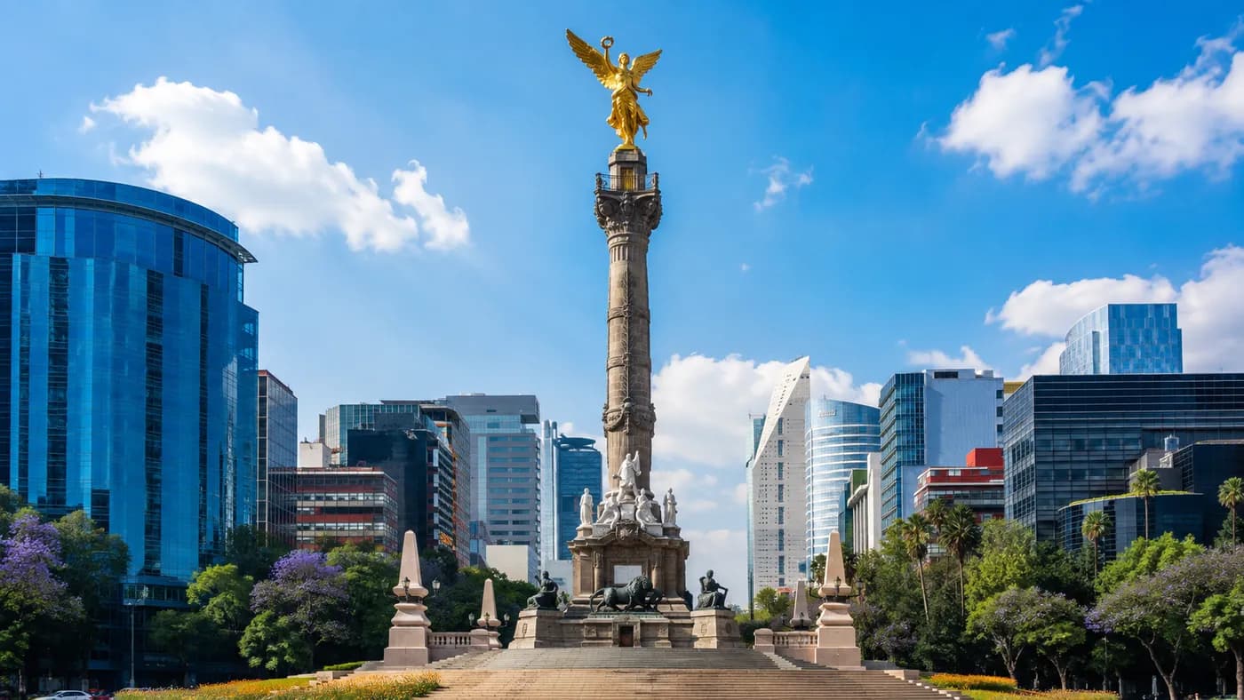 Mexico City skyline with the Angel of Independence